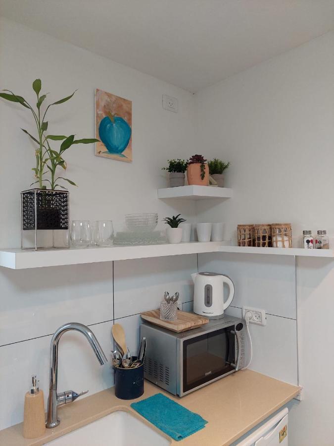 Ester'S Place Ейлат Екстериор снимка