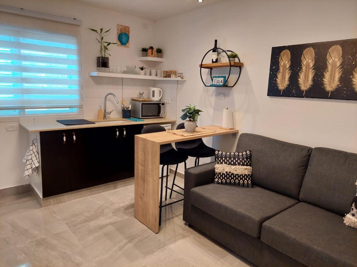 Ester'S Place Ейлат Екстериор снимка